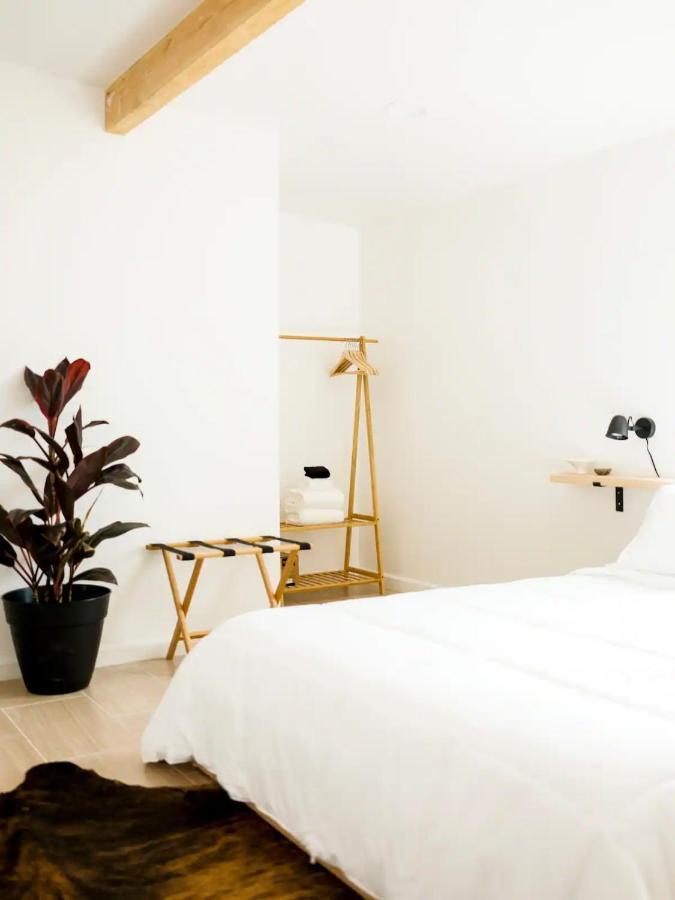 The Zen - Outdoor Shower, Gas Fireplace, Walkable To Shops & Restaurants 约书亚树 外观 照片