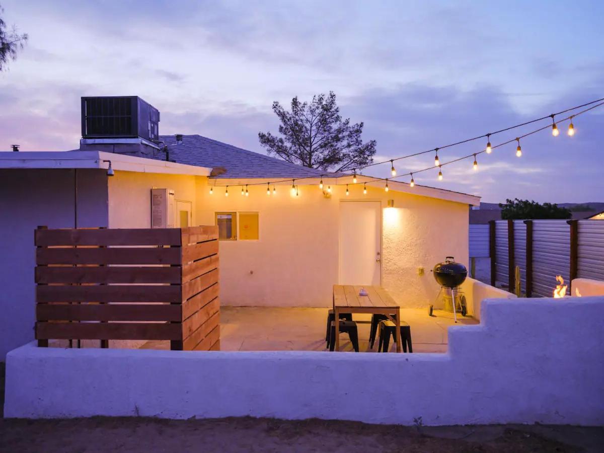 The Zen - Outdoor Shower, Gas Fireplace, Walkable To Shops & Restaurants 约书亚树 外观 照片