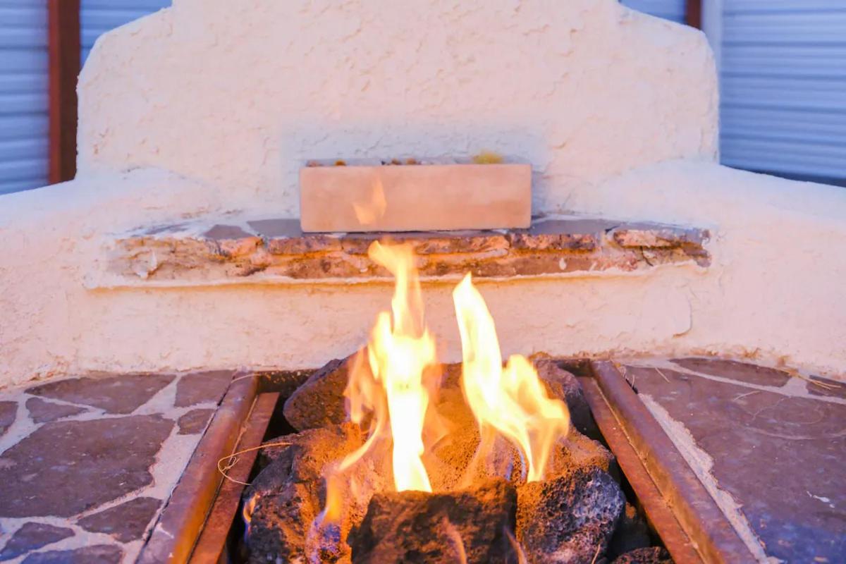 The Zen - Outdoor Shower, Gas Fireplace, Walkable To Shops & Restaurants 约书亚树 外观 照片
